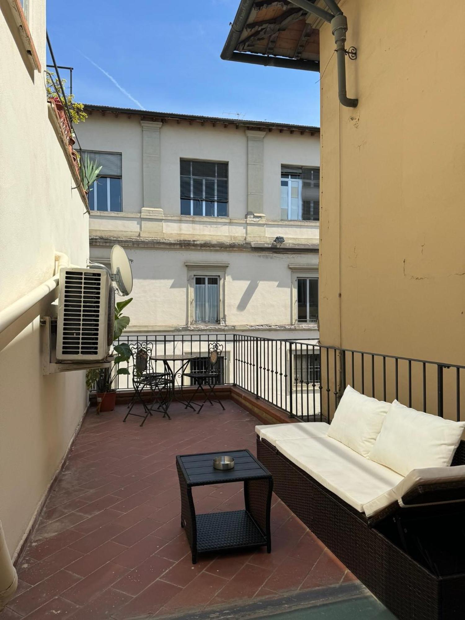 Apartamento Mini Casa Con Terrazzo In Centro Florencia